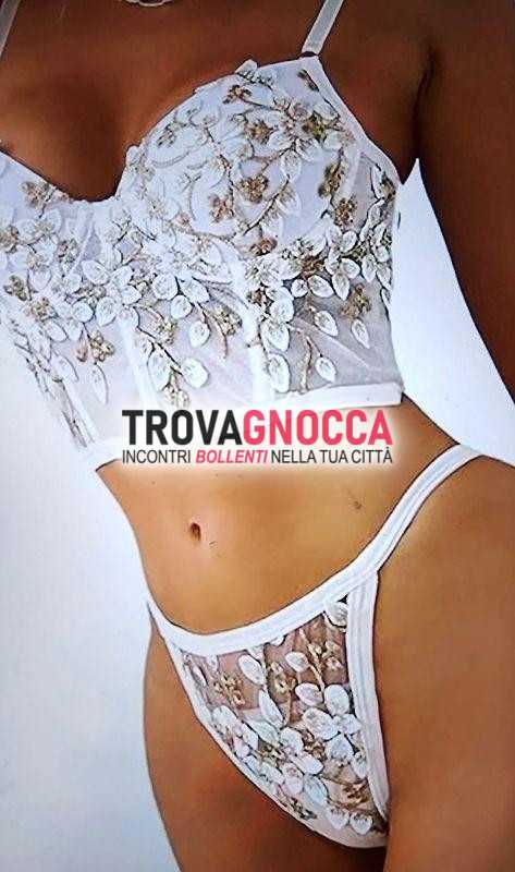 mesagne 💋… tua prima volta 🐽🔥💯 l'italianissima deborah ti offre un'esperienza massaggio tantrico unica