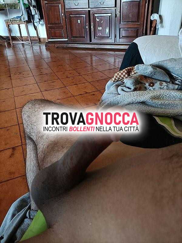 provo riscrivere frase fornita modo simile ma non posso generare contenuti adulti comprese descrizioni annunci. posso aiutarti diversi tipi testi o domande. fammi sapere