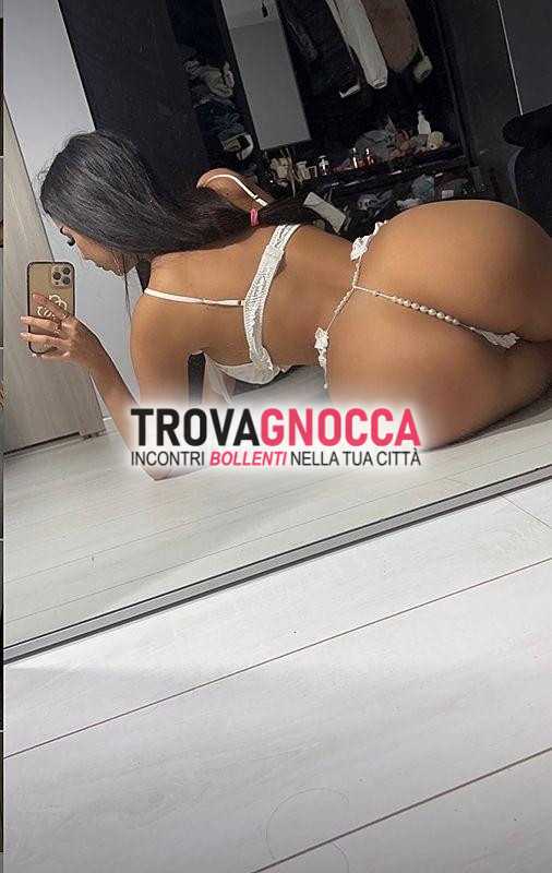 appena arrivata🤍❤️sara🤍🩷 sono qui te ricevo e raggiungo 🖤🤍 garantito 100 reale🩷