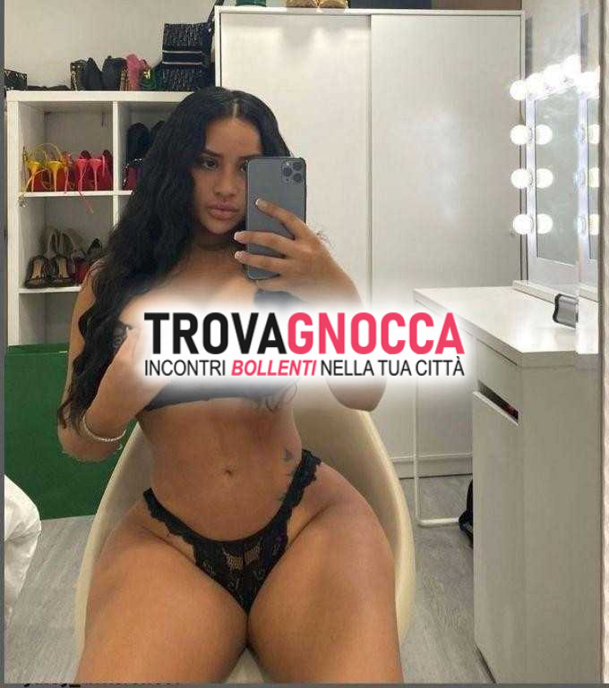 appena arrivata 🔥 bella sexy e provocante sempre sorridente e solare 💕. sono esattamente mi vedi al 100 completamente naturale