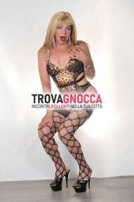 💥🏳️‍⚧️ bianca montenegro 🔥 incantevole bionda attiva🍆🍌 e passiva🍑❤️ 22 cm 💯 x 💯 garantiti 🍆🍌la veritÀ dea che fa sussultare🔥🔥
