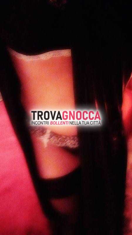 est avellino. incantevole donna rossa. ogni mercoledÌ e giovedÌ. vieni scoprire momenti passione intensa