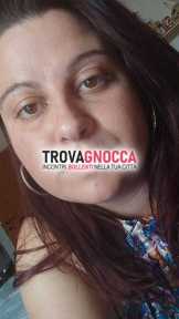 coppia italiana desiderosa mia moglie vuole essere condivisa momenti intimi e passionali