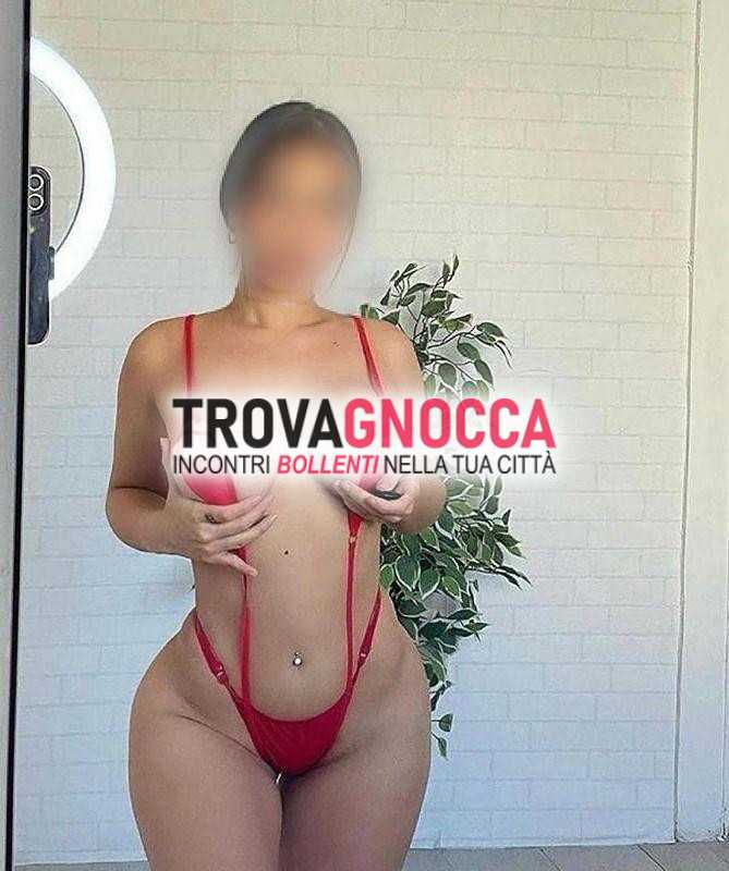 tuscolana📍valentina 19 italiana 🇮🇹studentessa padrona sadomaso 👠massaggi lato b giochi piedi