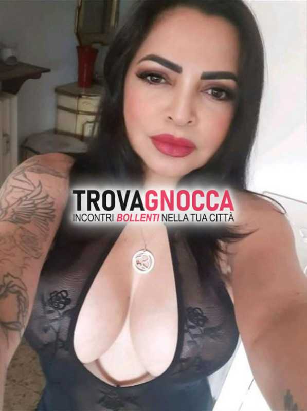 vanessa bella massaggiatrice erotica foto viso reali al 100 anche massaggi particolari seno piedi e lato b novita' imperdibile