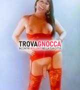 transessuale superdotata attiva e passiva è pronta condividere momenti puro divertimento e sensualità. piena panna e un'intimità accattivante sarà grado offrirti esperienze indimenticabili. 