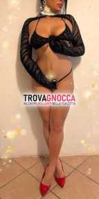 🔝👑samanta👑 solo 22 anni 💥 moltissima napoletana 💙 e fantasticamente troia 💥😜 molto disponibile 💣 vieni visitarmi 📞 chiamami ⭐ ospito zona ⭐