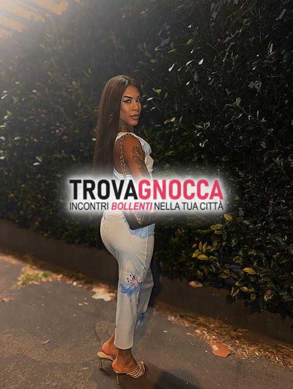 bruna sensuale transessuale brasiliana è arrivata poco città.