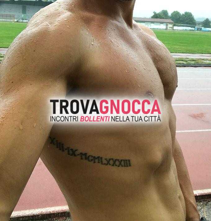 uomo 40 anni disponibile incontri donne massaggi rilassanti e momenti piacevoli. realizzo tutti vostri desideri piacere 😜