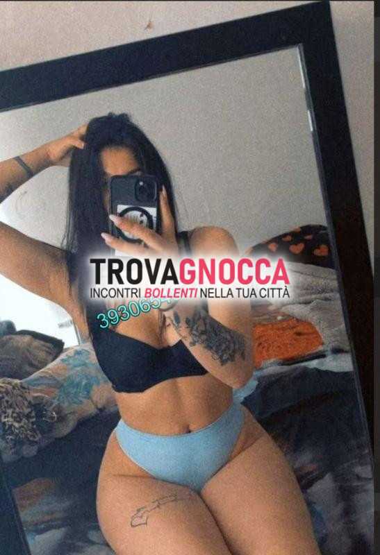 lavinia e melissa ti aspettano albergo o casa tua esperienza indimenticabile tua prima volta splendide ragazze sono pronte regalarti momenti intriganti e piacevoli