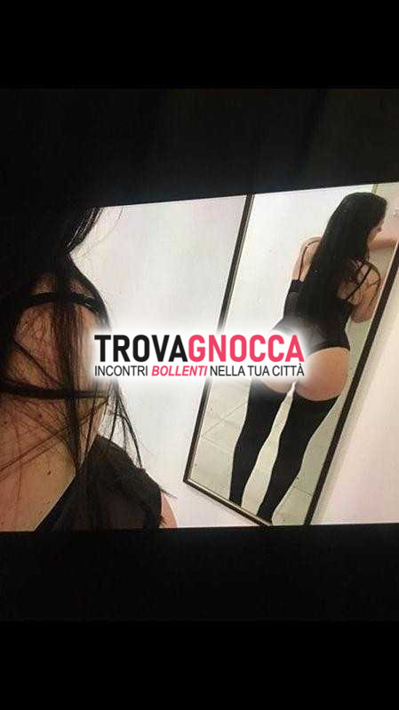 giovane seducente e affamata passione ❤️‍🔥