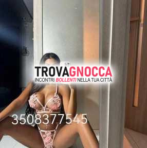 ricevo e raggiungo claudia giovane e porcellina sexy ha corpo favola🔥. sua vagina è succosa e pronta essere leccata💦💦.