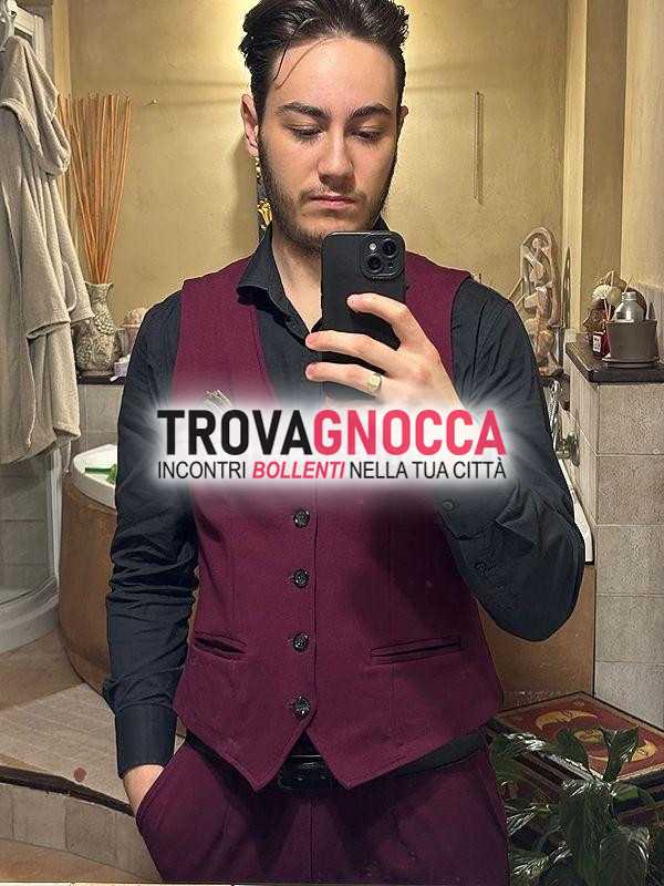 singolo coppie che desiderano passare serata divertente