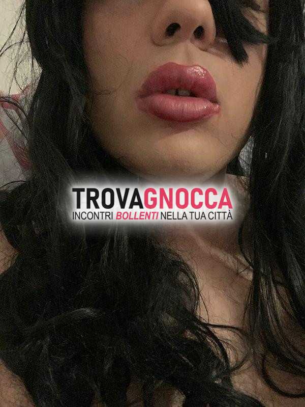 trav troia bocca straordinaria pompino indimenticabile.