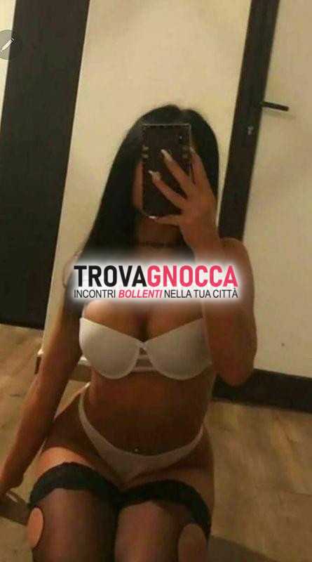🥰🌺incantevole orientale 💘sexy e deliziosa🍓preliminari alla basilare sborrata sulle 👄 tette o faccia.