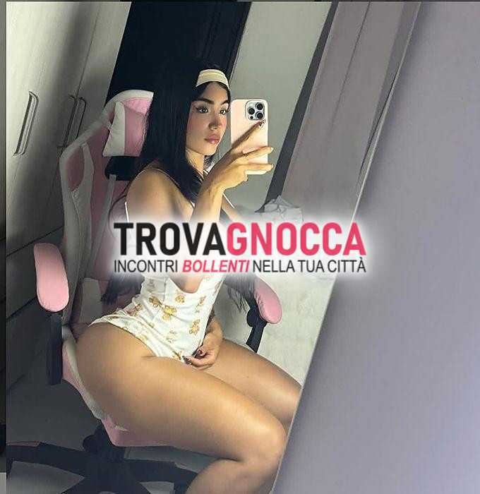 🌷adara incantevole colombiana🌷🔥 immagini 💯❌💯 ambiente sereno clima piacevole aria condizionata