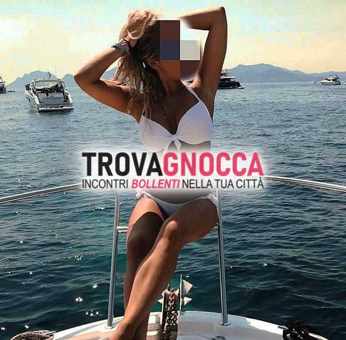 ambiente condizionato 40 anni accoglienza solo uomini educati e rispettosi esclusivamente italiani 🇮🇹🇮🇹❤️💚 grazie