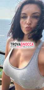daniela incantevole ragazza italiana pronta farti vivere momenti indimenticabili daniela incantevole ragazza italiana pronta farti vivere momenti indimenticabili