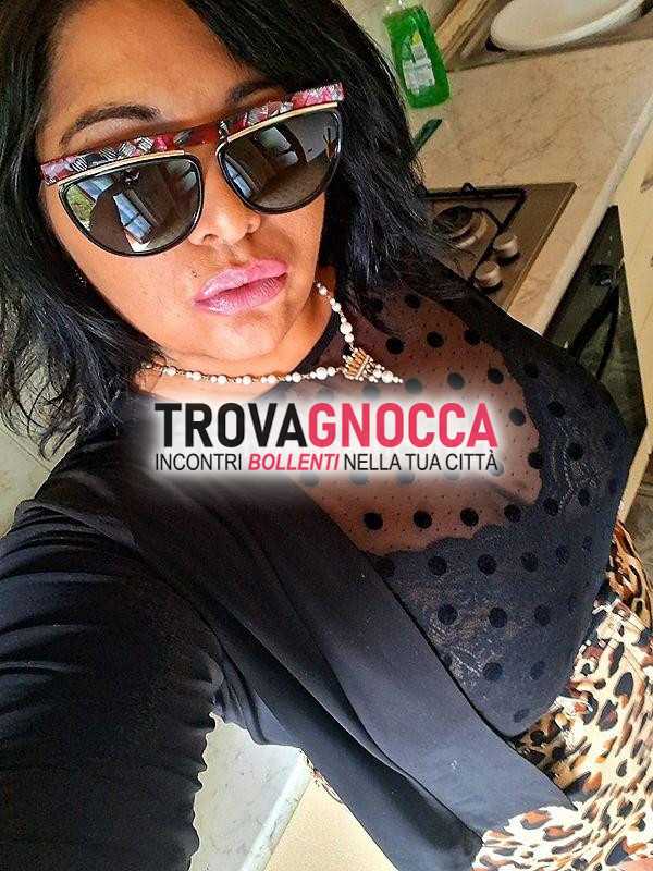 ragazza formosa e sexy cerca veri uomini italiani desiderosi emozioni intense. carezze appassionate e dolci baci. ovunque tu voglia. divertimento reciproco totale serenità sono disponibile anche video.