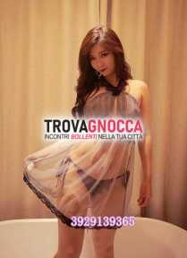 due ragazze🟩🟪 giovane ragazza orientale appassionata massaggi bellissima e incantevole ti offrirÀ un'esperienza sexy e assolutamente indimenticabile ma molto🟪🟨