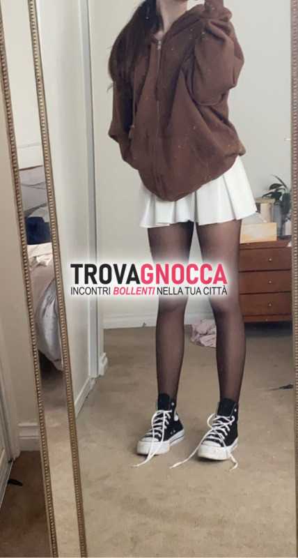giovane e italiana disponibile videovhiamata porca💋💋💋 o video focosi🔥🔥🔥