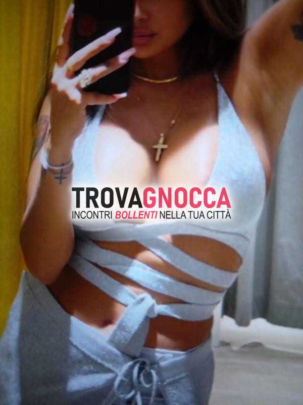 gratis troia passionale pronta essere chiavata al naturale se hai desiderio. strabellissima.