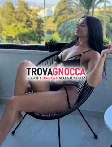 nuova fantasia julieta lecce centro ✨🍑💦 piccola 🎀 passionale e calore infinito✅ bocchino straordinario fatto fino all'ultimo💦😈 💋🔥 tutta te.🍒 69 leccami tutta mia bellezza