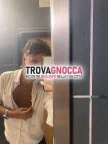 cerco solo donna sensuale ❤️🥰 o coppie appassionate 🐷♥️