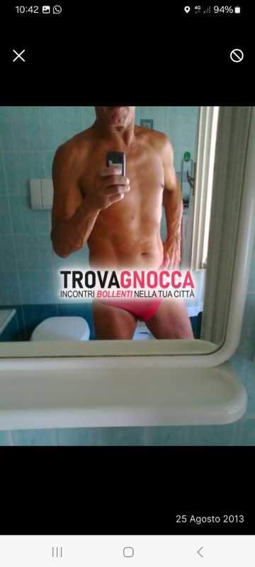 cercasi sex e divertimento 1 o 2 maschi preferibilmente colore neri attivi o attivo-versatili.