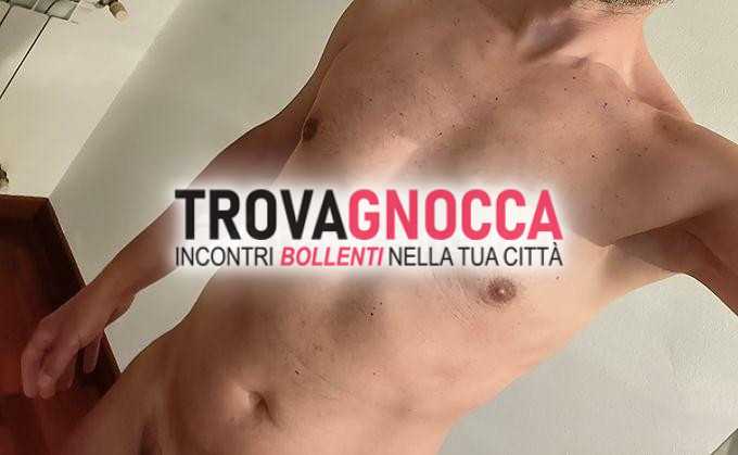 ❤️italiano corpo atletico e bello aspetto ti offro momenti car sex unici raggiungo dove vuoi❤️
