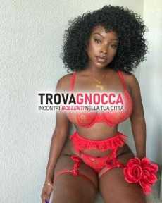 lisa 💋🔥😍 vagina bagnata e vogliosa essere leccata amo godere e far godere bellezza sensuale e affascinante