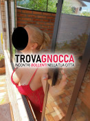 bellissima donna bionda sesta seno fantastica peschiera garda bellissima donna bionda sesta seno fantastica peschiera garda