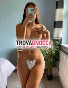 a rende ❤️ emy calda bambola disponibile 24 ore 24 💖 È finalmente qui vagina succosa pronta leccare - 69 e bocchino naturale sfruttare suo lato b