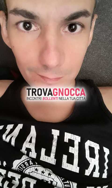 cerco bel cazzo unto pieno leccare succhiare che mi monta