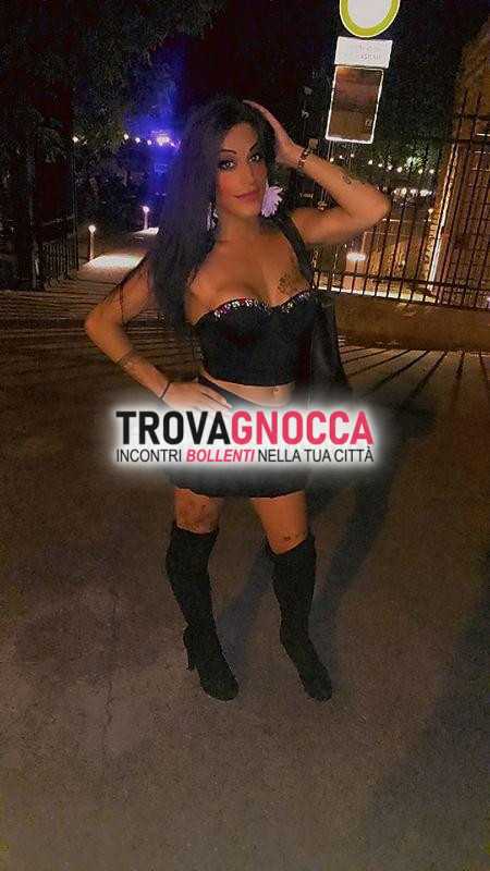 stella transessuale brasiliana È disponibile notte d'estasi gola profonda