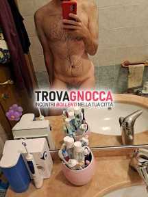 giovani intraprendenti e motivati chi è pronto divertirsi me hotel adesso non dimenticate preservativi