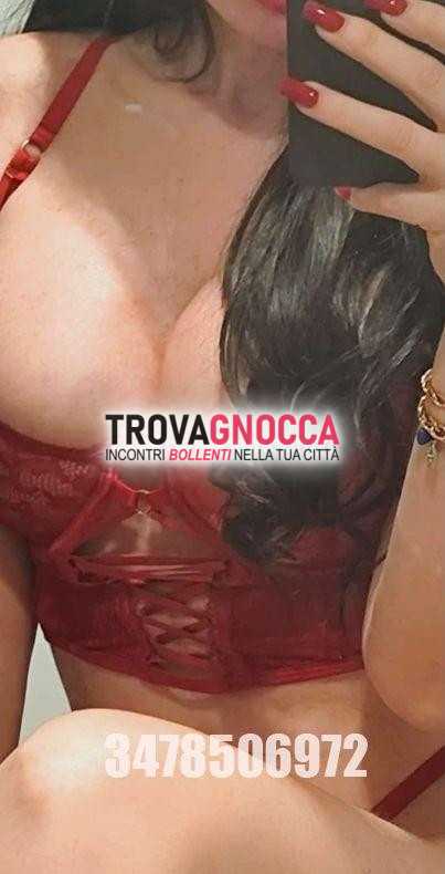 appena arrivata napoletana celine perfetta amante partenopea offre massaggi tantra e servizi mistress erotica soft. adora videochat erotiche 🥰