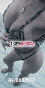 appena arrivata napoletana celine perfetta amante partenopea offre massaggi tantra e servizi mistress erotica soft. adora videochat erotiche 🥰 appena arrivata napoletana celine perfetta amante partenopea offre massaggi tantra e servizi mistress erotica soft. adora videochat erotiche 🥰
