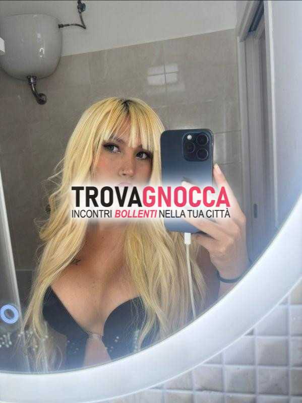 raggiungo solo o sex car novita ultimo giorno transessuale bella sexy e giovane 100 reale e nelle foto. nessuna fregatura quello che vedi è proprio quello che ottieni