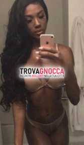 sara novità prima volta ragazza 5 stelle⭐⭐ affascinante e sexy bambolina amante dei preliminari al naturale