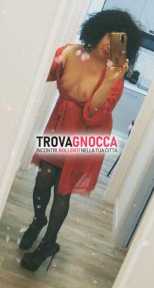 transessuale italiana dall'appearance fantastica e dotata passione accesa