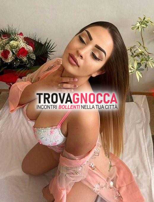 simona È qui prima volta cittÀ novitÀ assoluta.😈 diavoletta sexy e bellissima ti aspetta ambiente riservato che rispetta foto