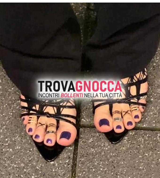 leggi cura sono daddy e sono cerca ragazzo autentico preferibilmente caratteristiche più femminili. astenersi profili maschili pelosi o numeri anonimi.