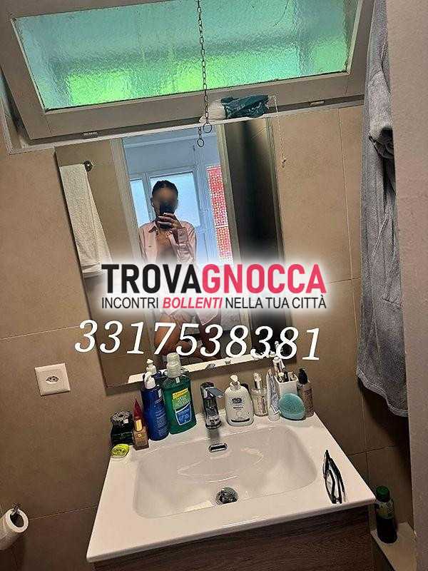 novita' bergamo solo tempo limitato 😘 ramona 😘 fantastica sensuale super hot fisico che lascia senza parole corpo scoprire e apprezzare