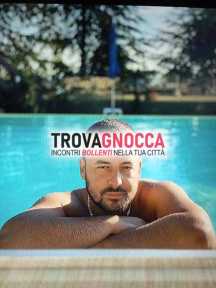 giovane affascinante e buon gusto. dicono π. 1 giovane affascinante e buon gusto. dicono π. 1
