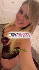 a cisanello - sarah è tornata donna incantevole bionda e seducente elegante e piena d'amore. attenzione foto vere.