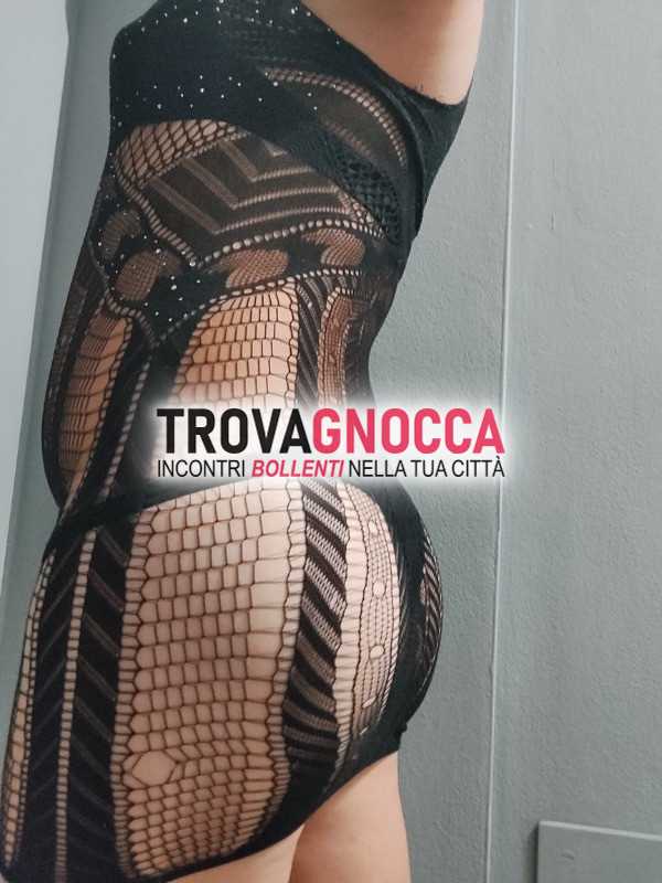 travesta vogliosa e ospitale non mercenaria. svuota bei cazzoni italiani e stranieri vogliosi godere.