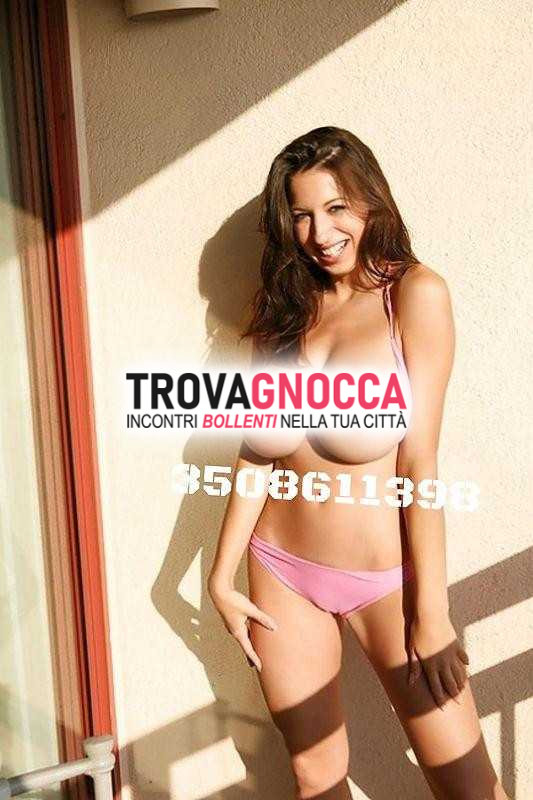 una bambolina erotica mai vista prima volta passionale e seducente 👠👄 sono qui solo te vulcano piacere che ti aspetta ❣️