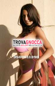 una bambolina erotica mai vista prima volta passionale e seducente 👠👄 sono qui solo te vulcano piacere che ti aspetta ❣️