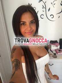 isabella nuova bomba sexy è qui sorprenderti sue foto vere prepara te stesso un'esperienza che ti farà impazzire 🔞💞💯